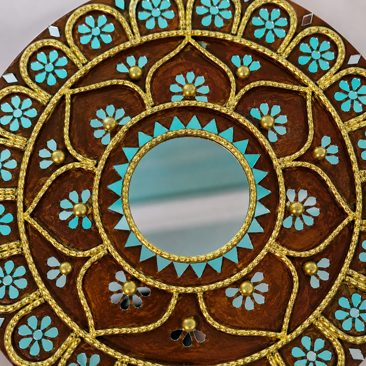 Handcrafted Floral Mandala Lippan Art Wall Mirror (10-Inch MDF Base) – Traditional Mud & Mirror Work